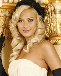 Iulia Vantur